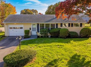 80 Nimitz Rd, Swansea, MA 02777