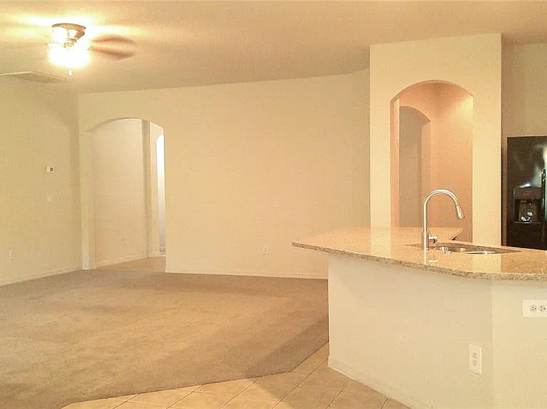 609 Cedar Waxwing Dr — Photo 17