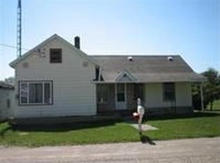 2203 E Montgomery Rd, Hillsdale, MI 49242