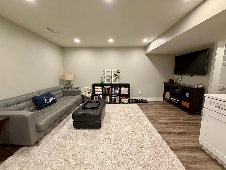 176 Strawberry Ln — Photo 8