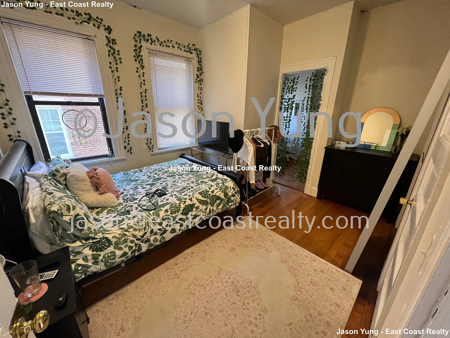 4 bed, 2.0 bath, 1200 sqft, $5,195 — Photo 3