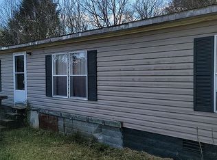 2294 Pine Mountain Rd, La Follette, TN 37766