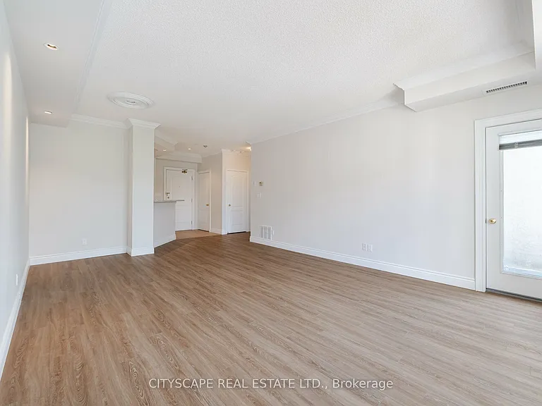 3351 Cawthra Rd #321 — Photo 18