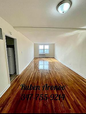 5th image of 16201 Highland Ave #3S