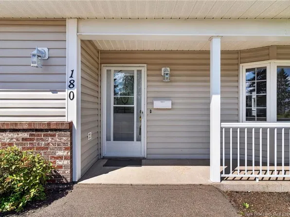 268 Acadie Ave #180, Dieppe, NB E1A 6T2