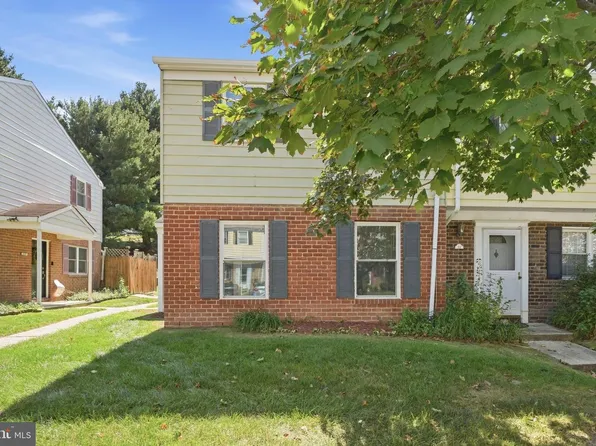 229 Candle Light Ln #229, Glen Burnie, MD 21061