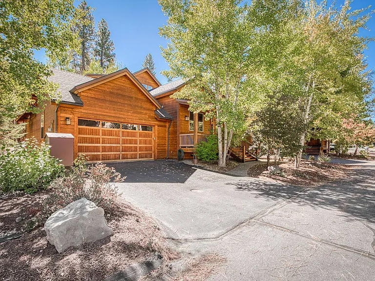 10559 Sara Bear Ln — Photo 34