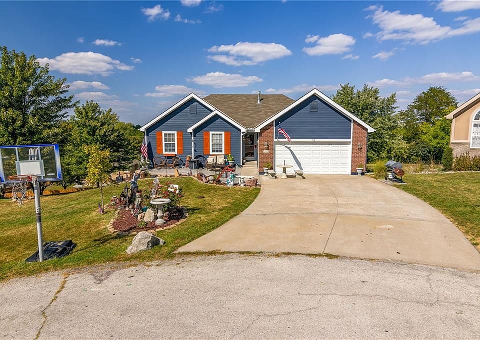 710 SW Meadow Gln, Grain Valley, MO 64029 MLS 2454781 Zillow