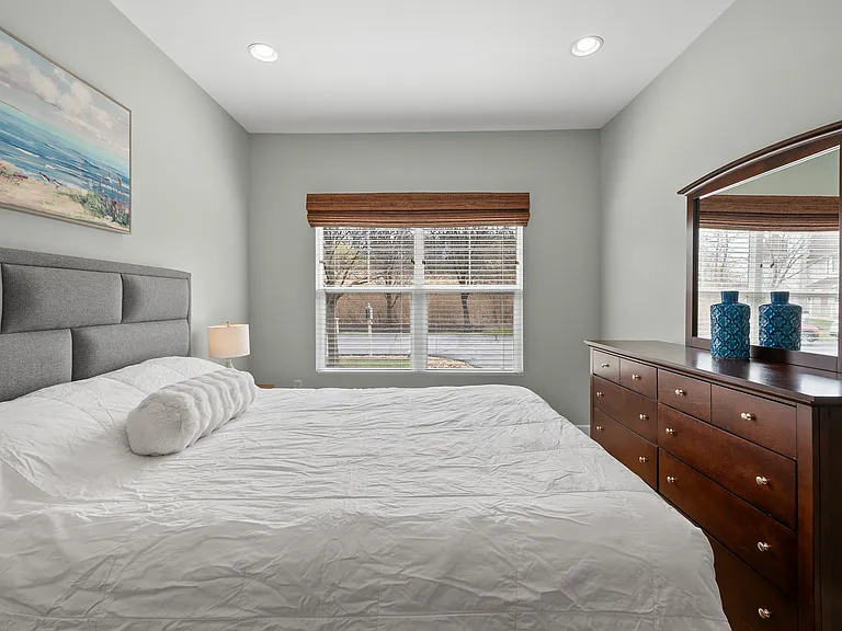 501 Abbey Ridge Ct — Photo 14