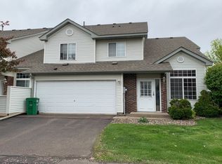 3538 Genevieve Ave N, Oakdale, MN 55128