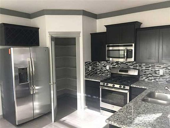 4th image of 14243 Loma Ponce Ct