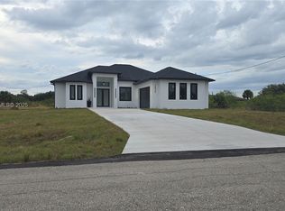 1317 Hines Ave, Lehigh Acres, FL 33972