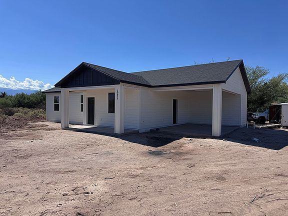 2nd image of 10656 N Inza Ave