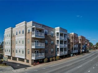 605 W Market St UNIT 214, Greensboro, NC 27401