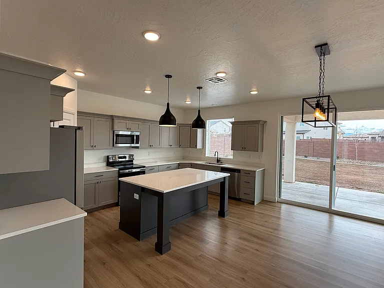 1186 Marlowe Way — Photo 7