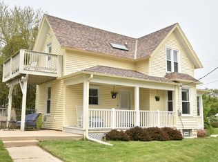 701 Summit Ave, Waukesha, WI 53188