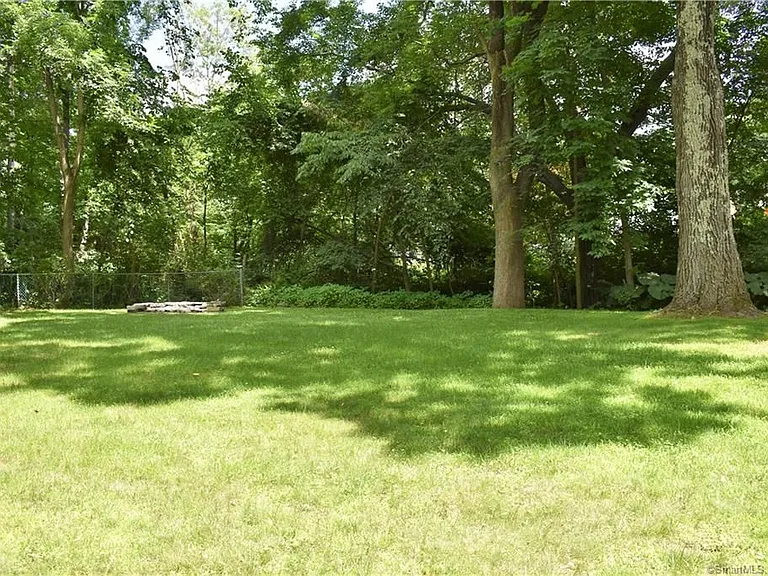382 Riverside Dr #1 — Photo 12