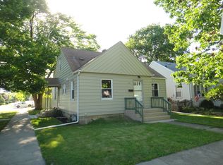 1401 Waverly Pl, Joliet, IL 60435