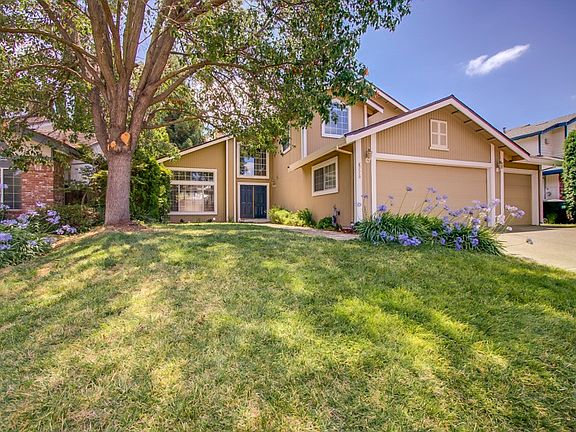 3rd image of 8776 Lambay Way