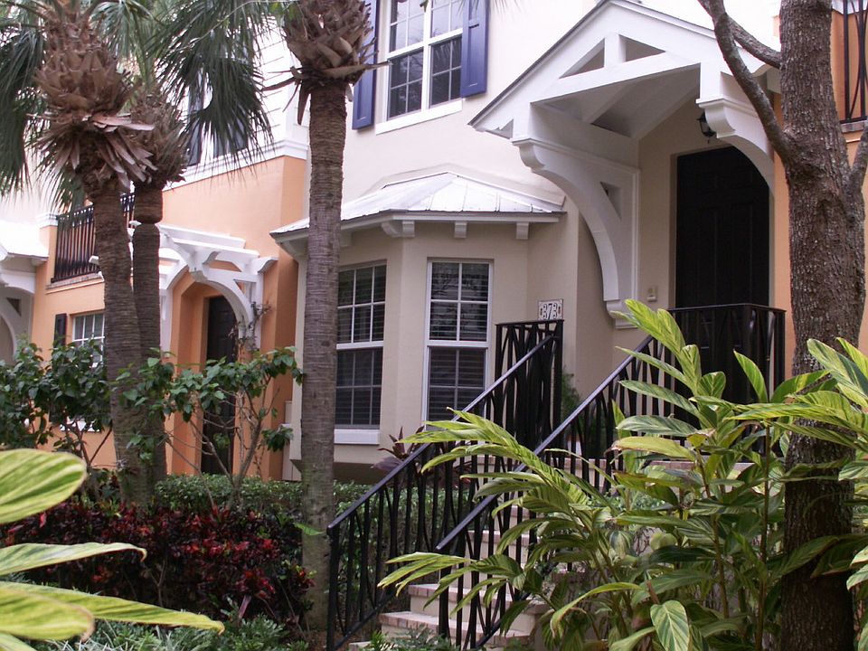 Front/Entry