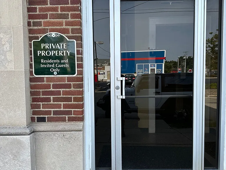 210 S Walnut St #202 — Photo 13