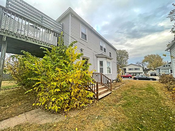 2nd image of 416 4th Ave S