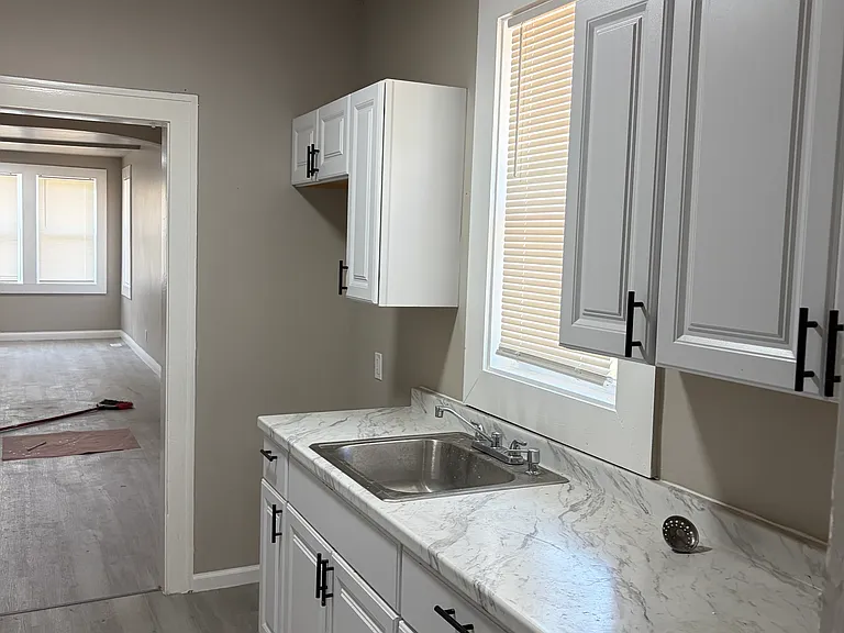 1121 Polk St — Photo 10