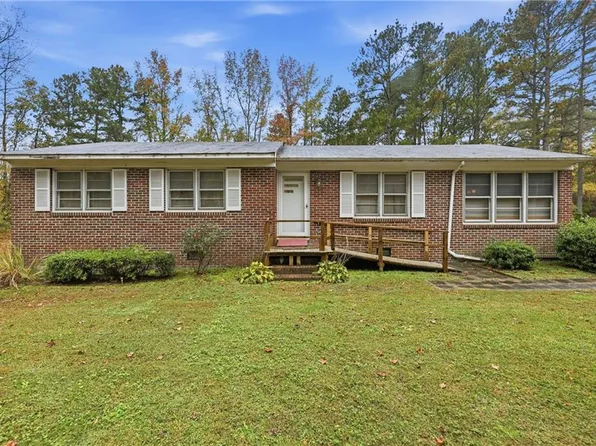 220 Edgar Ln, Elberon, VA 23846