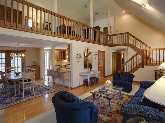 2nd image of 28 Stillwater Heights Dr
