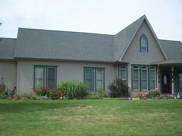 3402 S Paw Paw Rd, Paw Paw, IL 61353