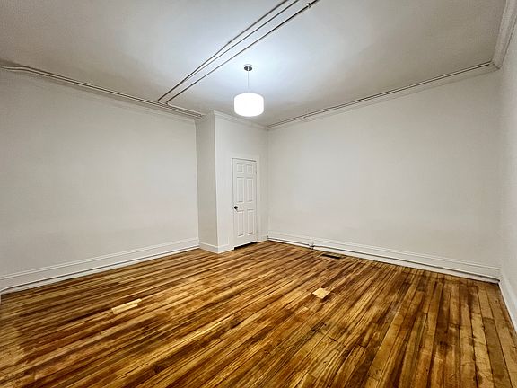 5th image of 502 S Center St #D
