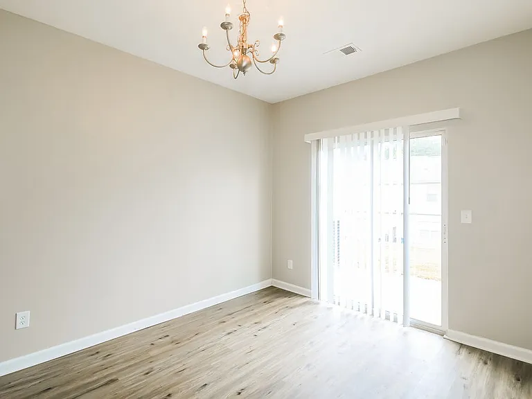 2285 Bigwood Trl — Photo 9