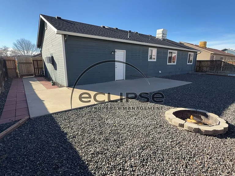 464 Tara Dr — Photo 29