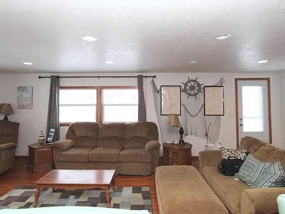 2nd image of 15415 250th Ave