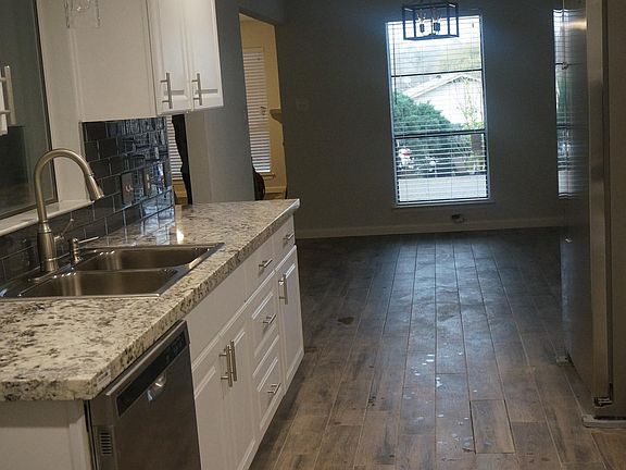 5th image of 1740 Timberwood Dr