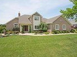 1466 Eagle Trace Dr, Greenwood, IN