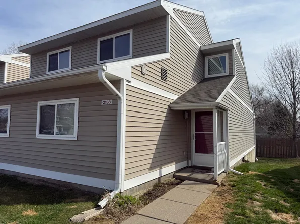 2138 Stone School Cir, Ann Arbor, MI 48108