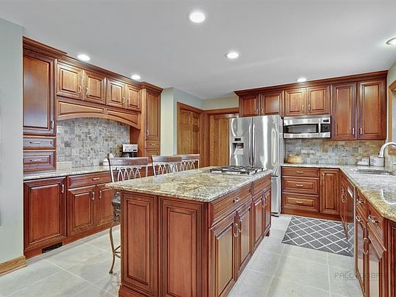 4th image of 16651 W Cherrywood Ln