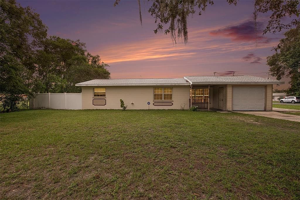 4853 18th St, Zephyrhills, FL 33542 Zillow