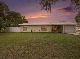 4853 18th St, Zephyrhills, FL 33542