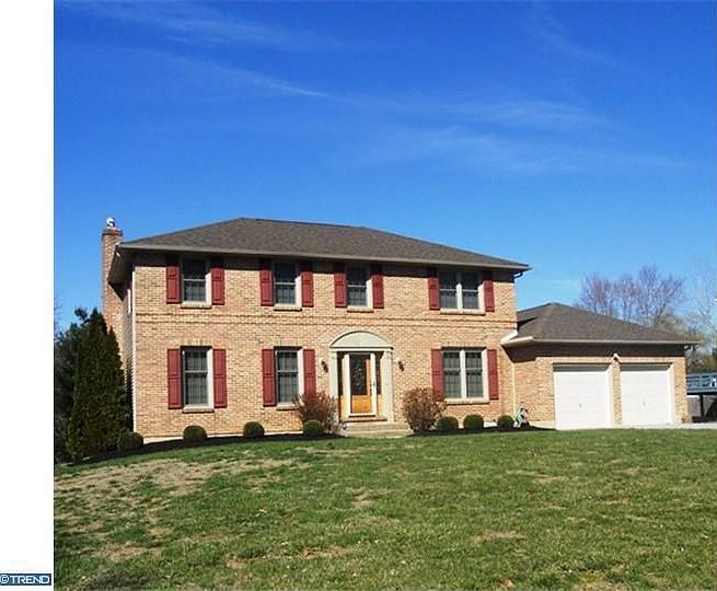 1st image of 21 Robin Dr