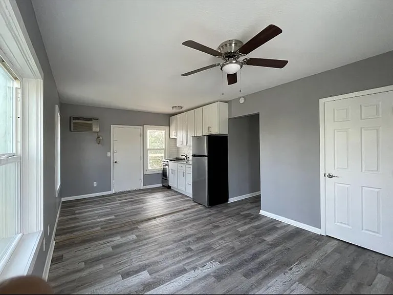 400 Anastasia Blvd #9 — Photo 2