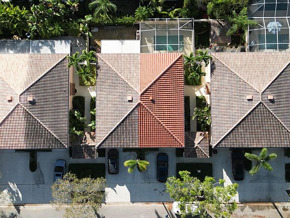 3rd image of 2168 Telogia Court