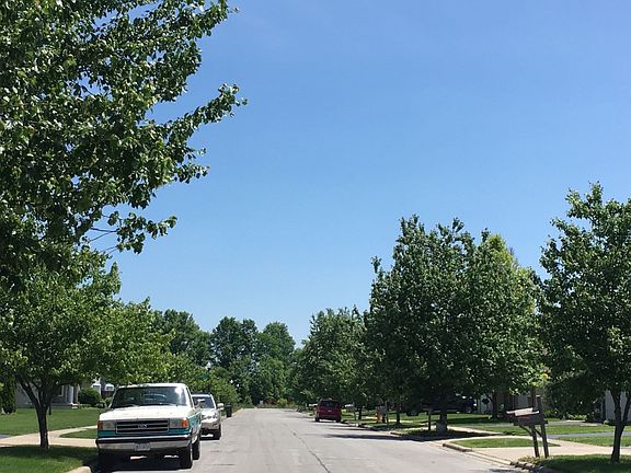 4th image of 5697 Larksdale Dr
