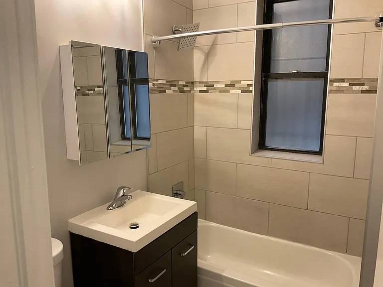 831 W Sunnyside Ave #103 — Photo 10