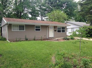 3429 S College St, Springfield, IL 62703