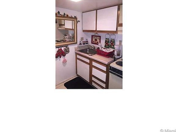 5th image of 7605 NW 42nd Pl APT 206