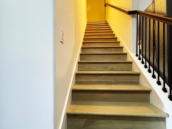 5th image of 2172 Hospitality Ln #19B