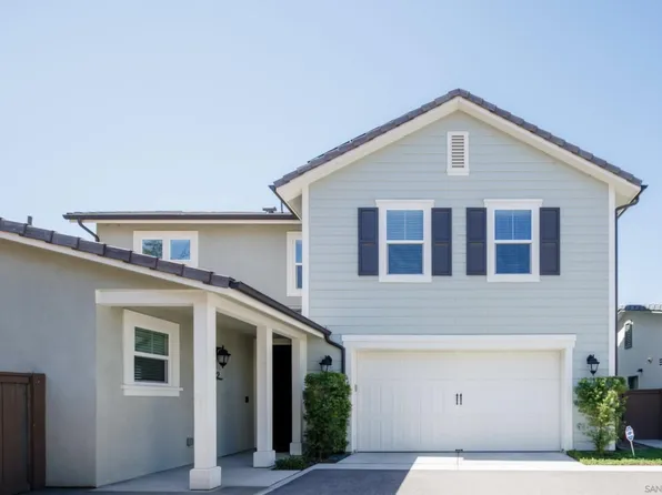 2742 Overlook Point Dr, Escondido, CA 92029