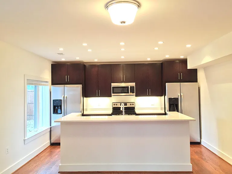 2606 N Pershing Dr #A — Photo 3